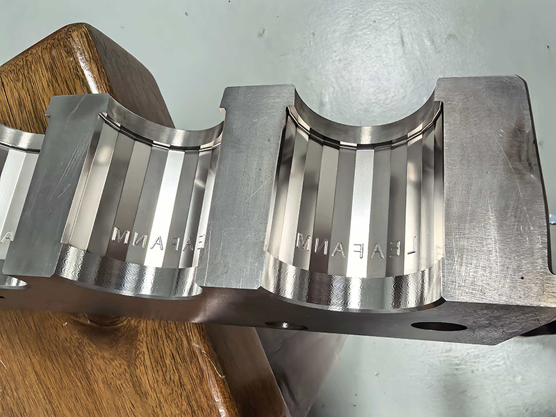 镜面火花放电加工