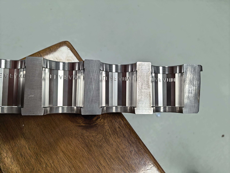 镜面火花放电加工